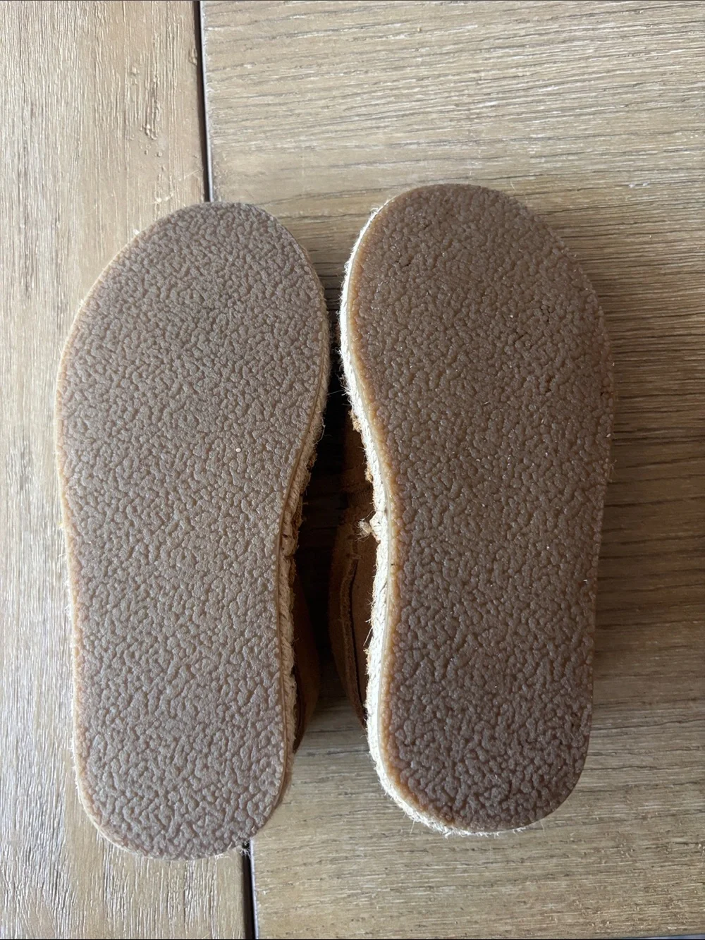 Zara Kids Suede Moccasin Slip-Ons in Camel worn once size 27/10 toddler